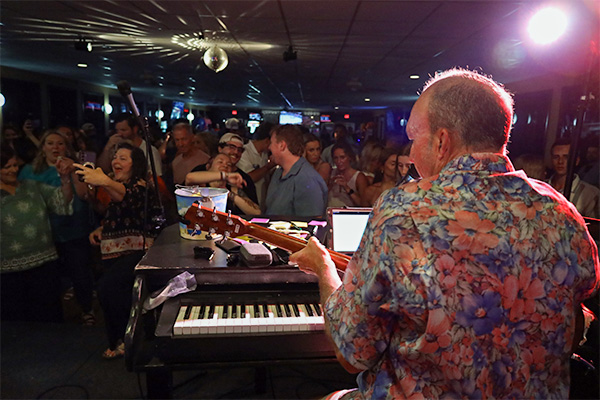 Entertainment Cruises
